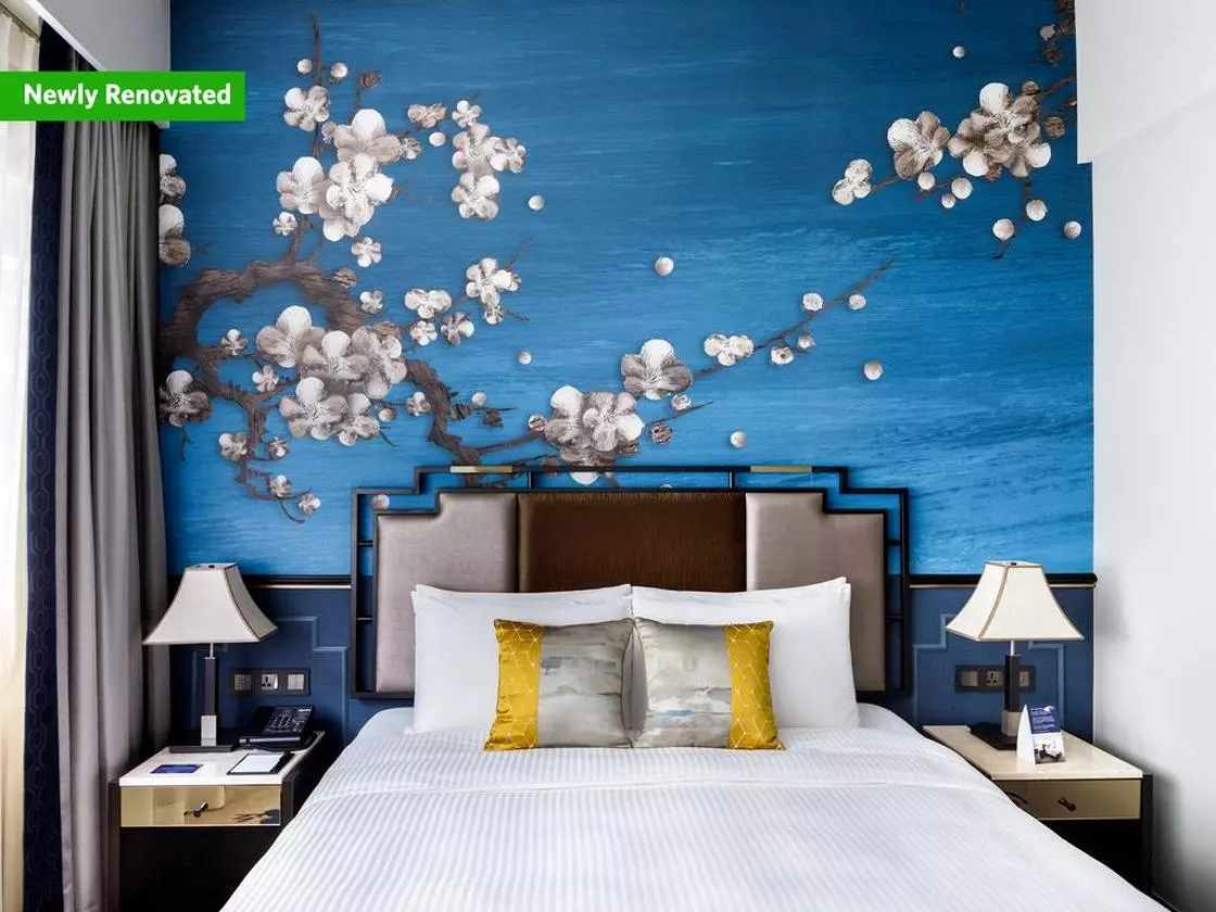 Copthorne King's Hotel  room (Copy).jpg